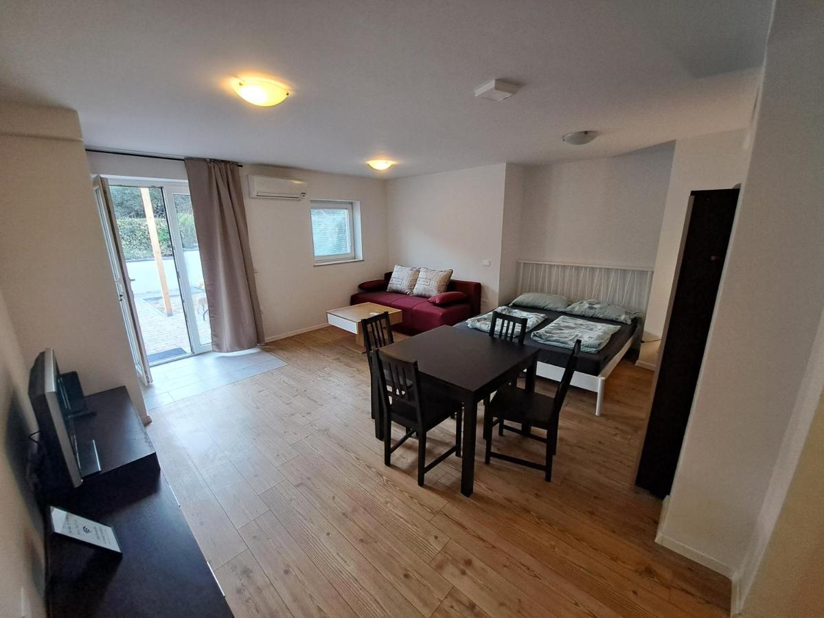 Apartments Pronavtik Πιράν Εξωτερικό φωτογραφία