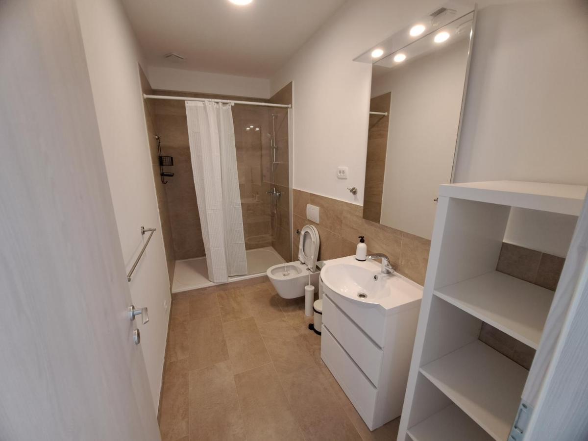 Apartments Pronavtik Πιράν Εξωτερικό φωτογραφία