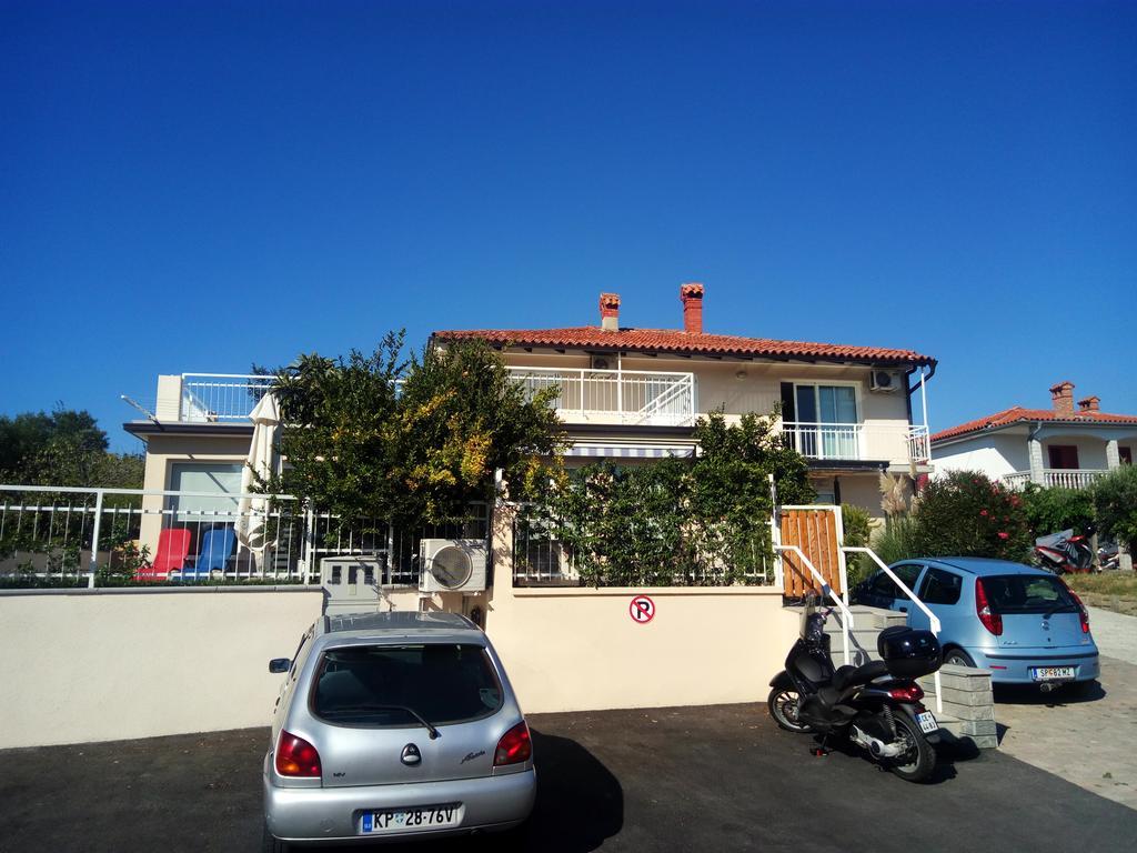 Apartments Pronavtik Πιράν Εξωτερικό φωτογραφία